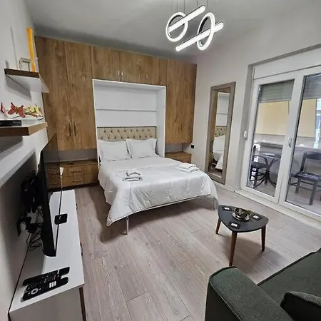 Near Us Embassy With Balcony Appartement *